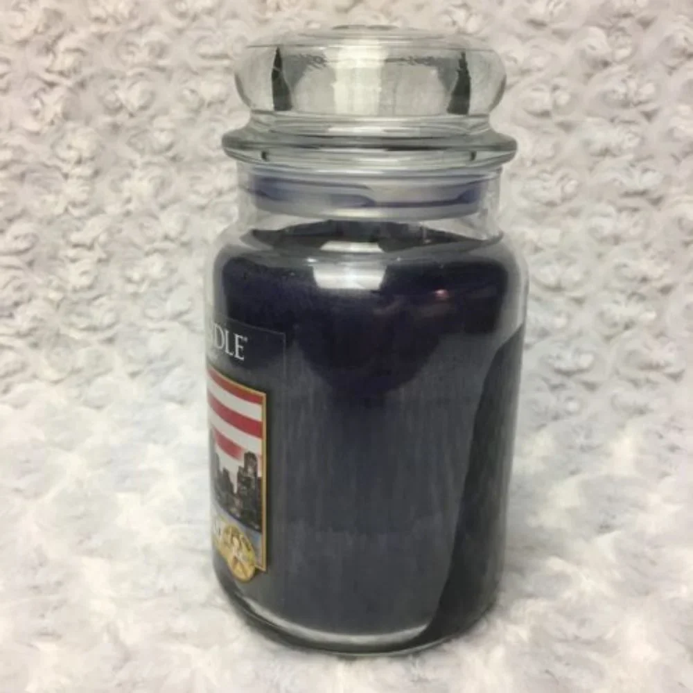 Boston Strong Rare Yankee Candle Commemorative Limited Edition 22 ounce Candle‎